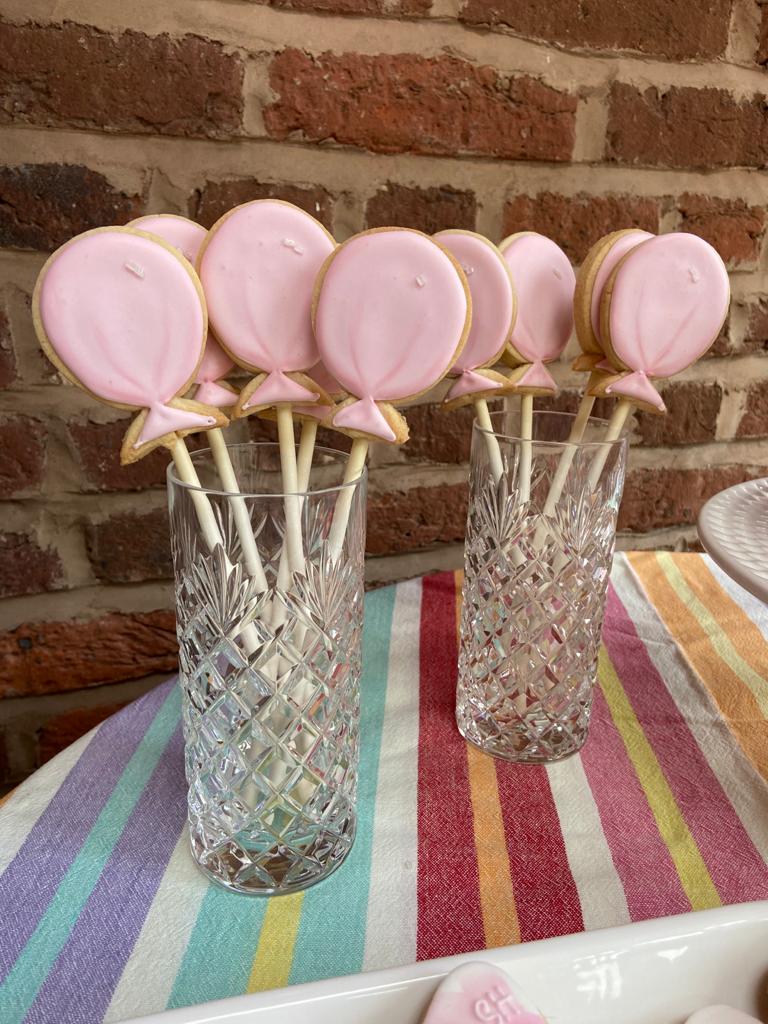 Royal Iced Balloon Cookies